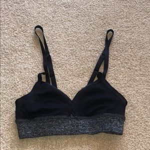 Lululemon sports bra